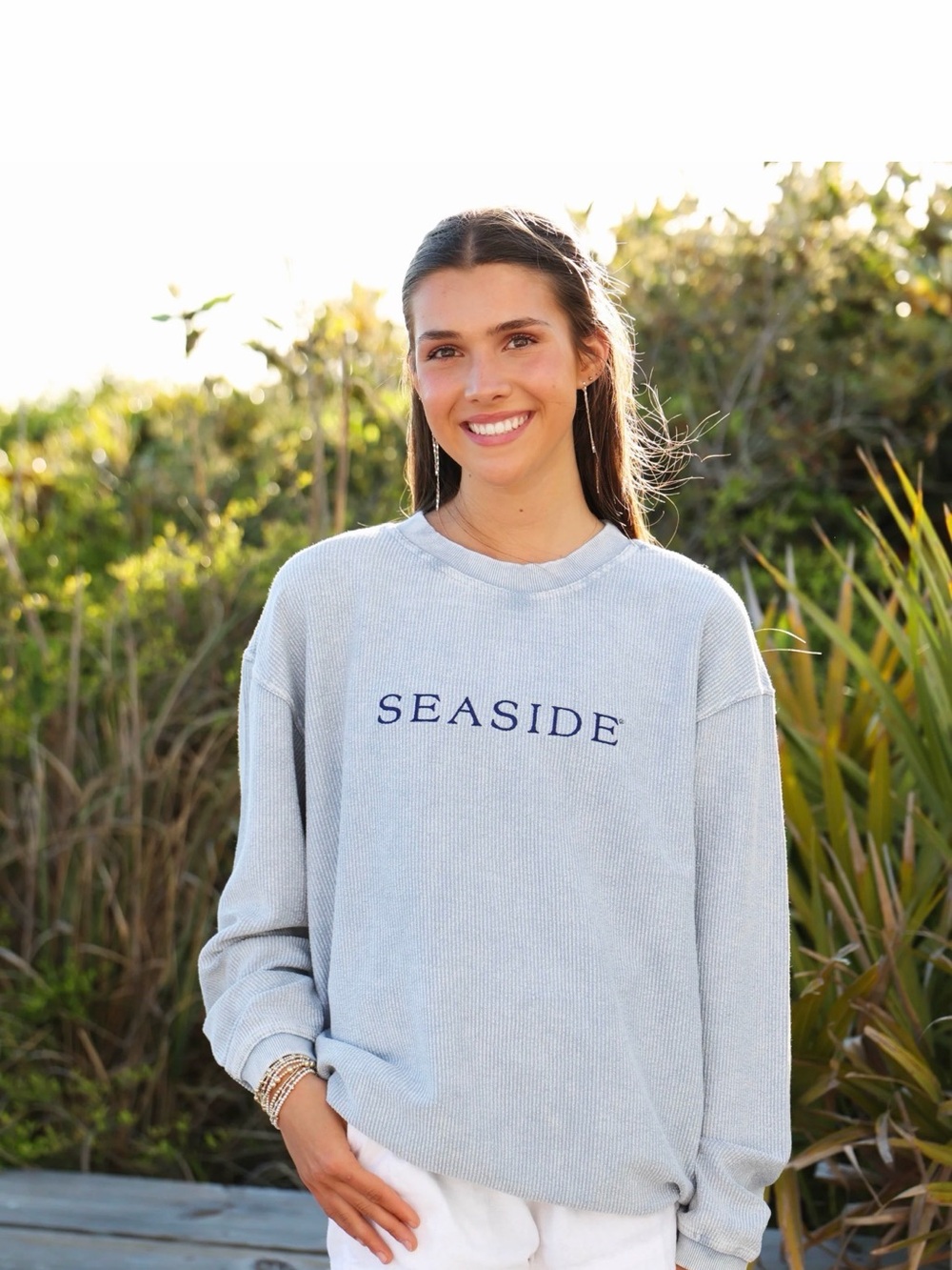 Seaside Relaxed Crewneck Sweatshirt - Light Blue